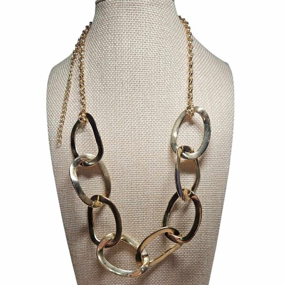 $5 if Bundled! New Beautiful Chunky Necklace - Picture 3 of 3